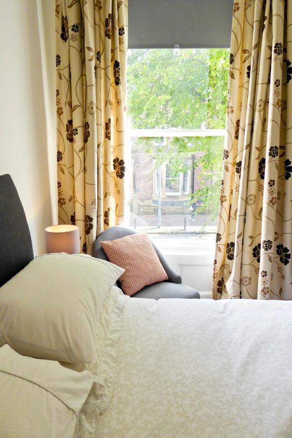 Rosalind House Bed & Breakfast Carlisle  Bagian luar foto